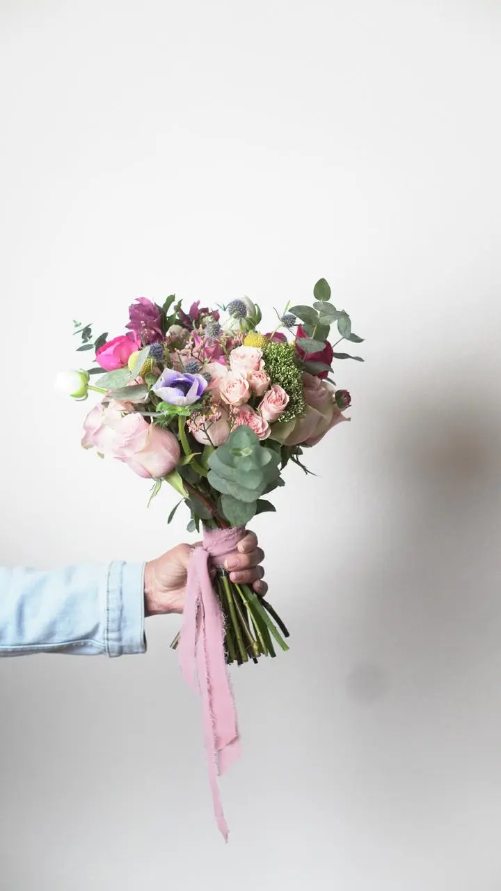 Decoración floral para ceremonia en iglesia